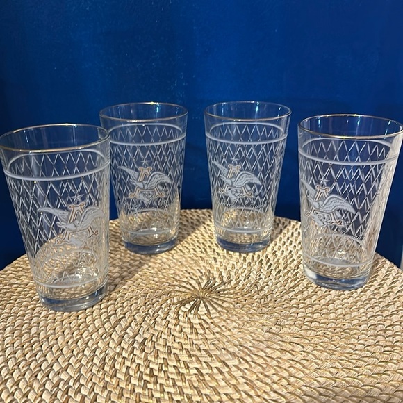 Vintage Set of 4 Anheuser Busch Budweiser Beer Glass Pint Glasses with Logo - Picture 1 of 4